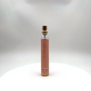 Flacon du parfum Wonderful Eau de Parfum 30 ml, fragrance féminine fruitée et florale