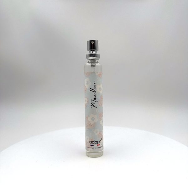 Musc Blanc Eau de Parfum 30 ml – Parfum doux et élégant de Adopt Parfums Flacon Musc Blanc Eau de Parfum 30 ml de Adopt Parfums parfum floral et musqué